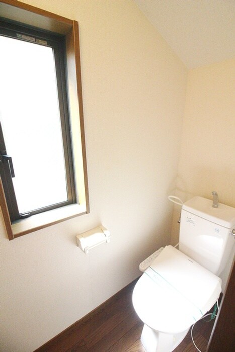 物件内観写真11　(トイレ)