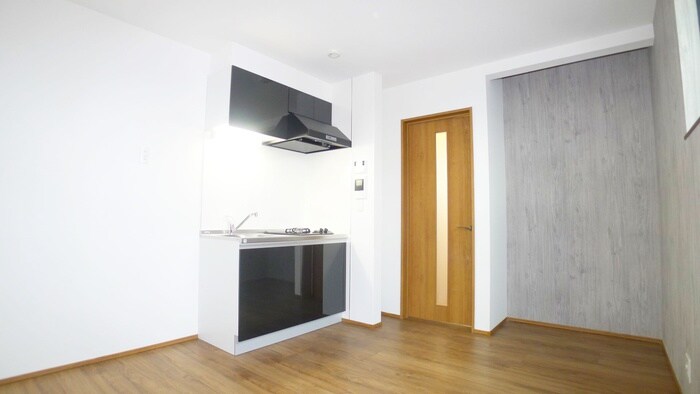 物件内観写真6　(居室)