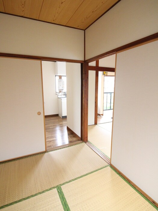 物件内観写真12　(居室)