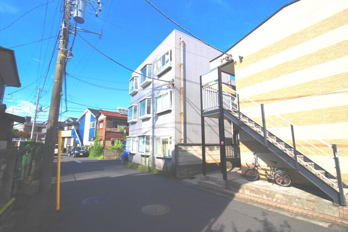 物件外観写真3　(周辺環境)