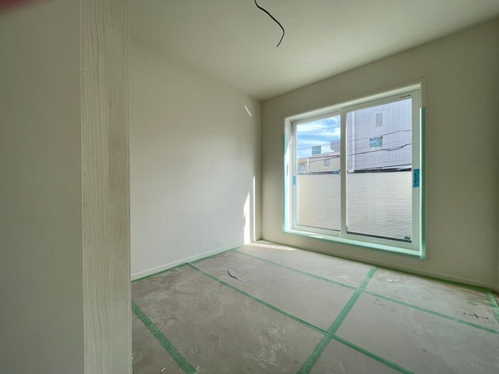 物件内観写真4　(居室)