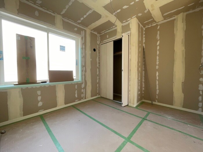 物件内観写真4　(居室)