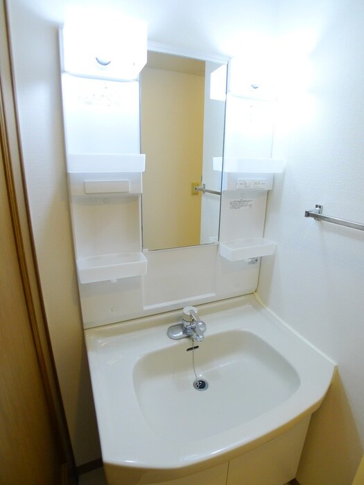 物件内観写真9　(洗面)