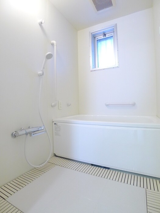 物件内観写真11　(バス／シャワールーム等)