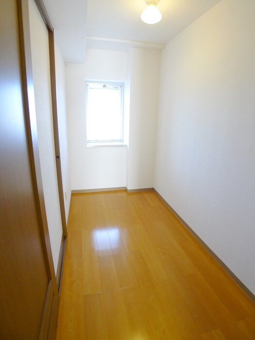 物件内観写真17　(居室)