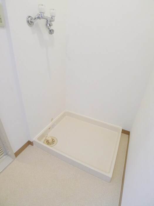 物件内観写真21　(洗濯機置場)