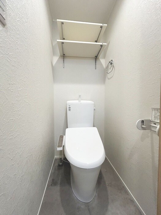 物件内観写真14　(トイレ)