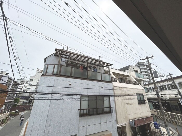 物件内観写真20　(室内からの展望)