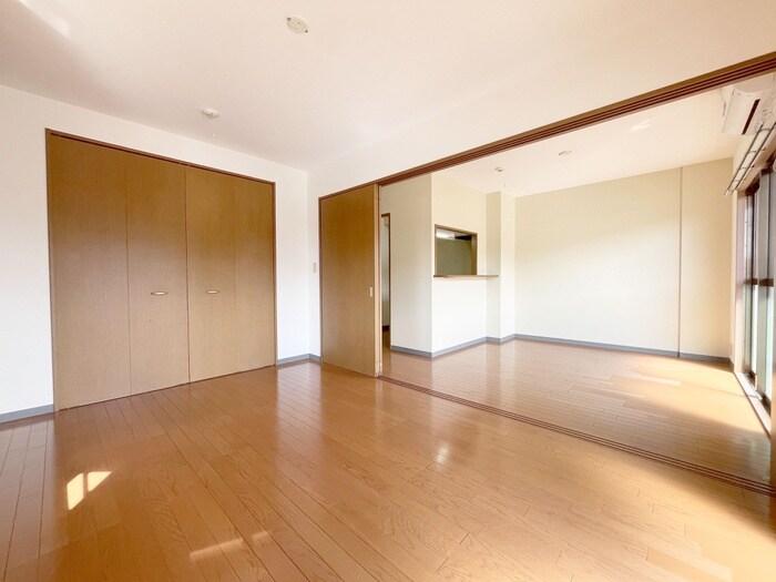 物件内観写真13　(居室)