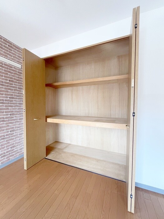 物件内観写真16　(収納)