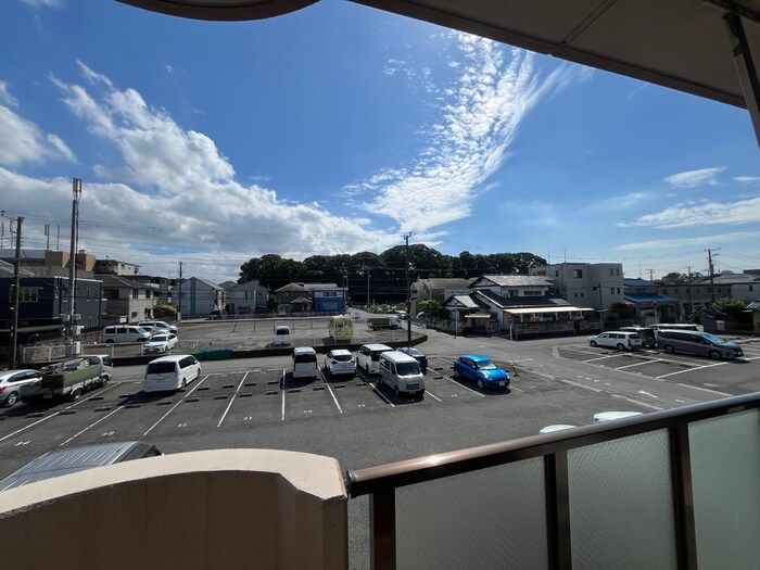 物件内観写真22　(室内からの展望)