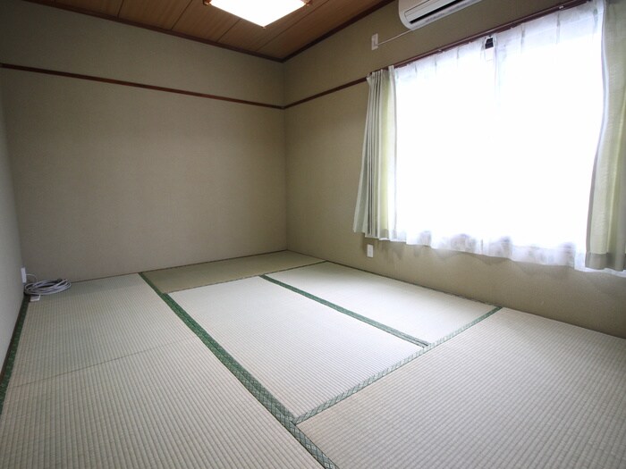 物件内観写真16　(居室)