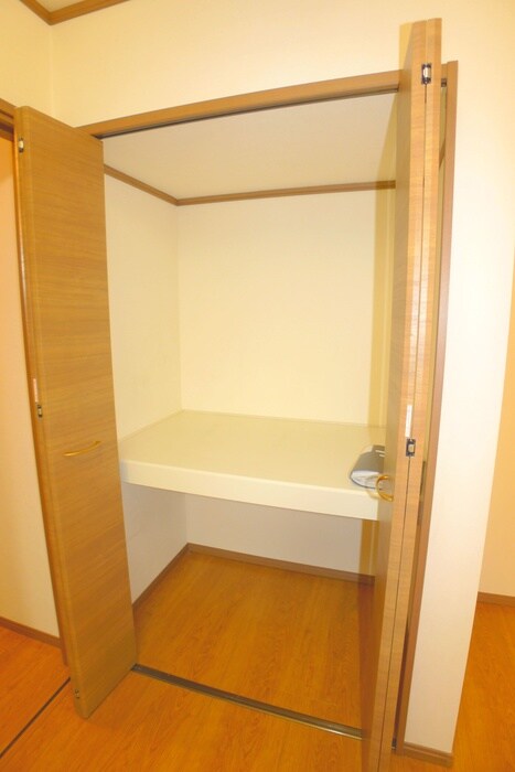 物件内観写真22　(収納)