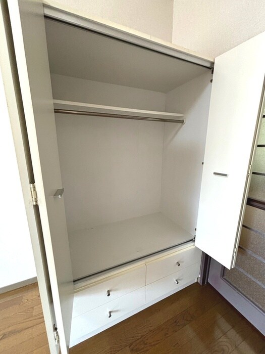 物件内観写真11　(収納)