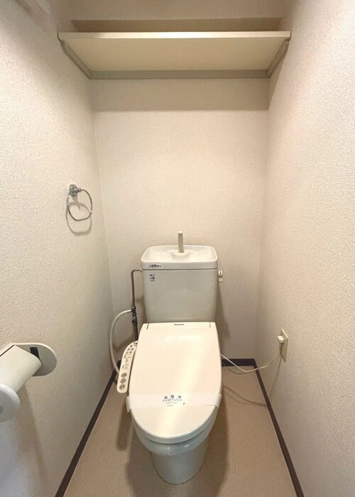 物件内観写真14　(トイレ)