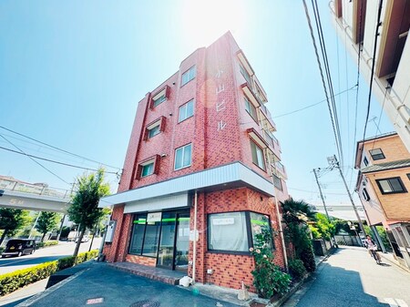 小山ビル外観写真