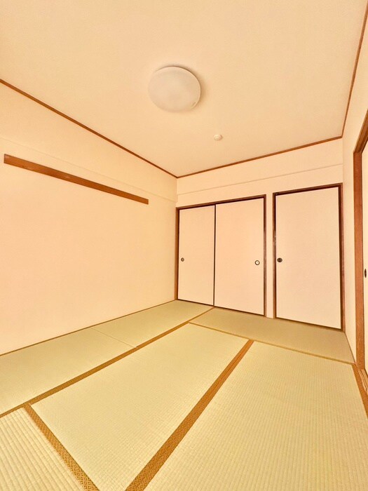 物件内観写真10　(居室)