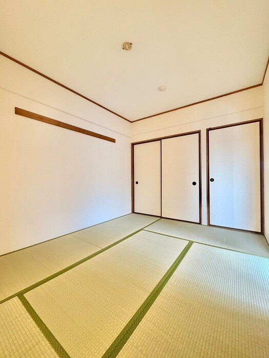 物件内観写真11　(居室)