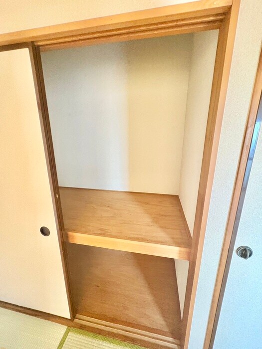 物件内観写真12　(収納)