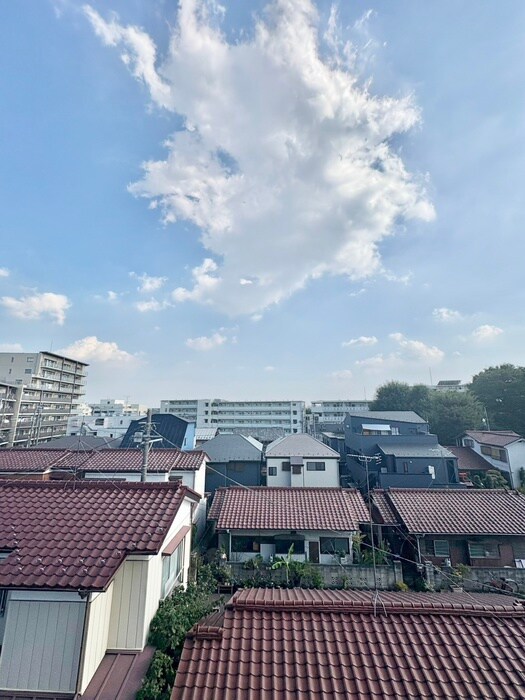 物件内観写真14　(室内からの展望)