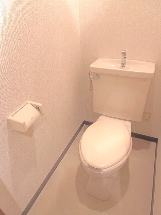 物件内観写真15　(トイレ)