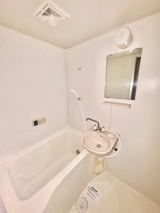 物件内観写真16　(バス／シャワールーム等)