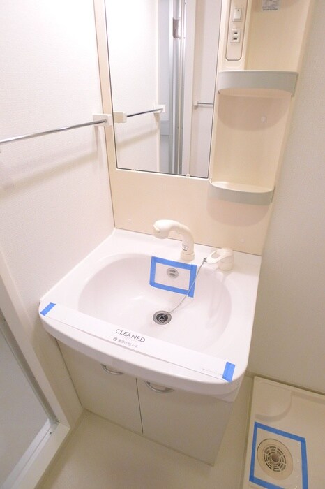 物件内観写真8　(洗面)