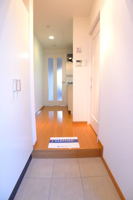 物件内観写真17　(玄関)