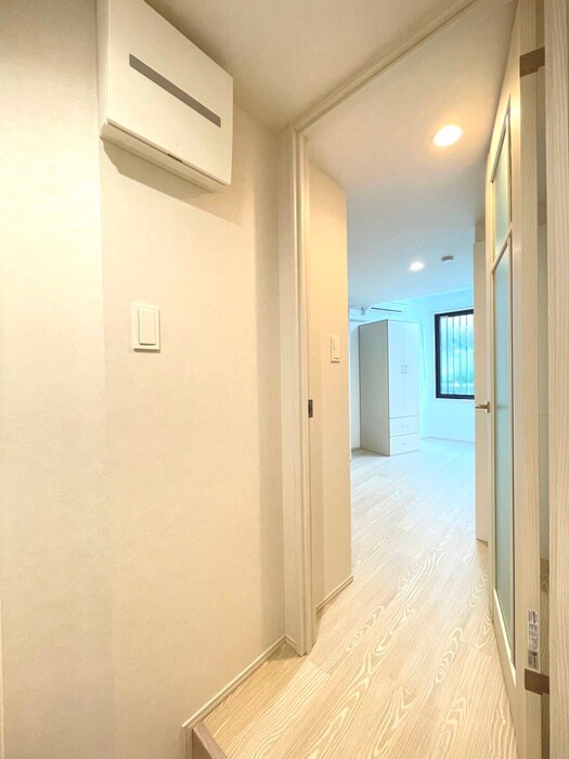 物件内観写真19　(廊下)