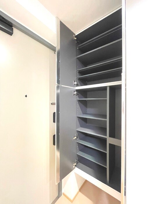 物件内観写真21　(靴箱)