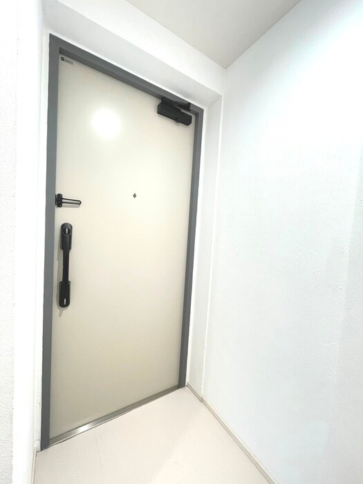 物件内観写真21　(玄関)