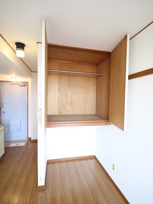 物件内観写真11　(収納)