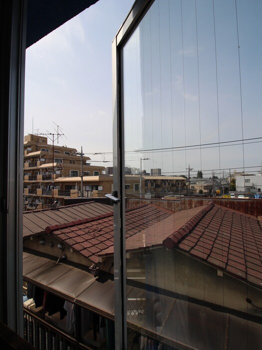 物件内観写真14　(室内からの展望)