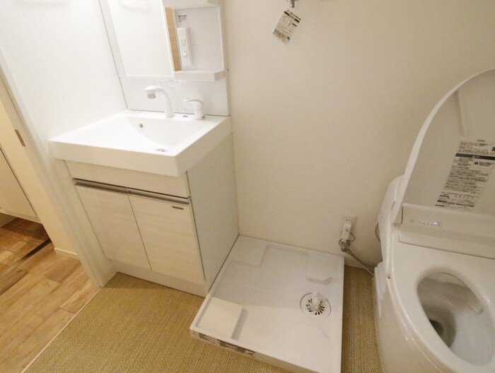 物件内観写真19　(洗濯機置場)