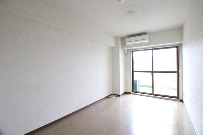 物件内観写真12　(居室)