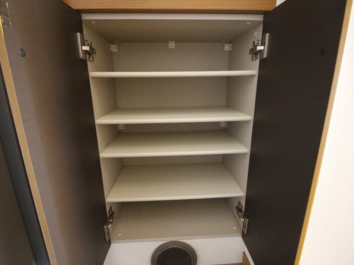 物件内観写真13　(靴箱)