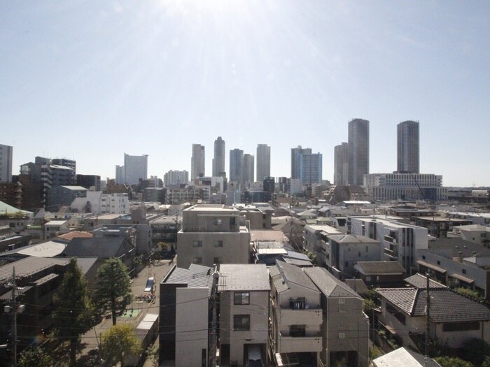 物件内観写真16　(室内からの展望)