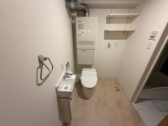 物件内観写真14　(トイレ)