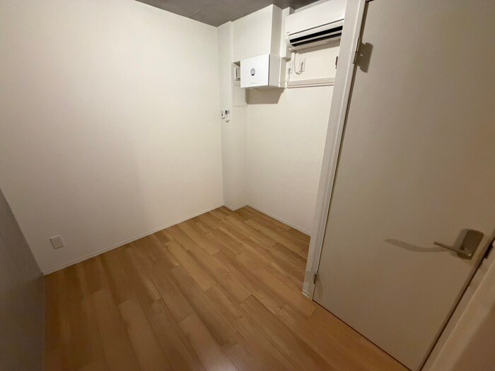 物件内観写真16　(洗面)