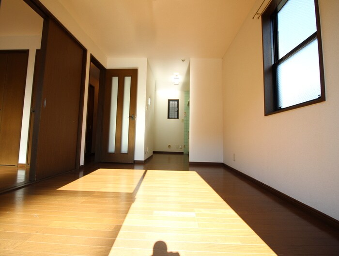 物件内観写真9　(居室)