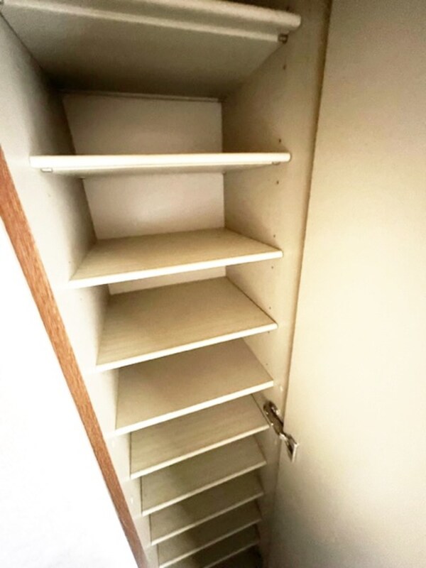 靴箱