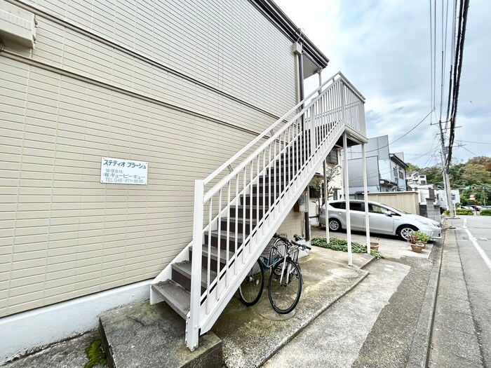 スティディオプラ－ジュの外観写真