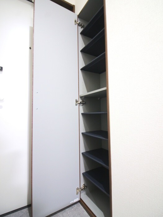 物件内観写真18　(靴箱)