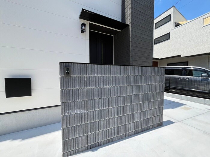 浜田山４丁目貸家のエントランス部分