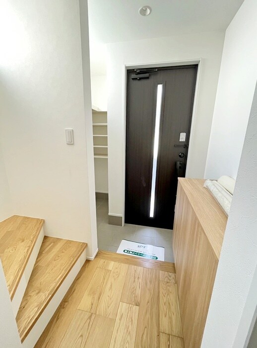 浜田山４丁目貸家の玄関