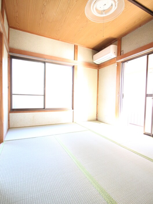 黒沼ハイツの居室