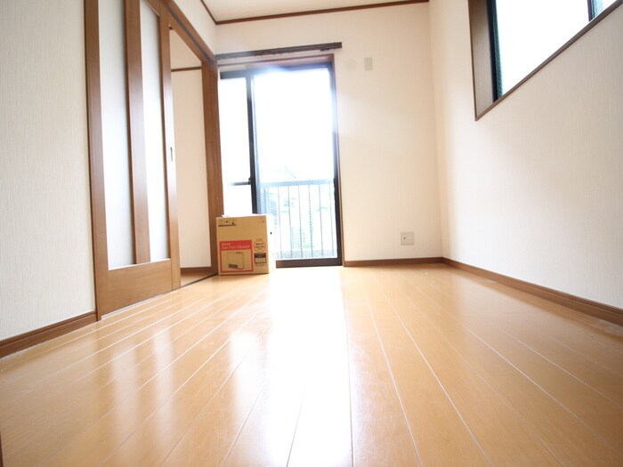 物件内観写真12　(居室)