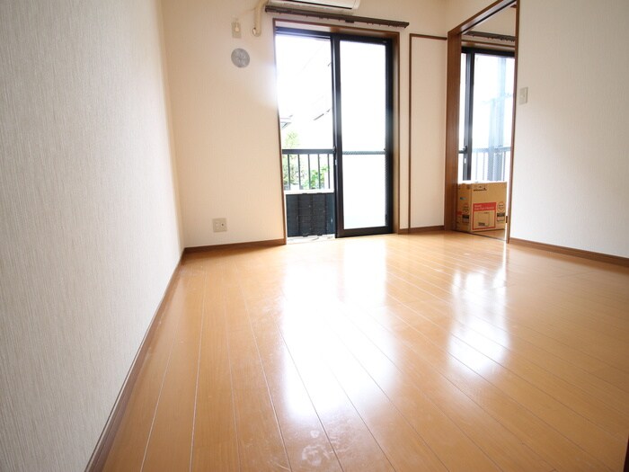 物件内観写真14　(居室)