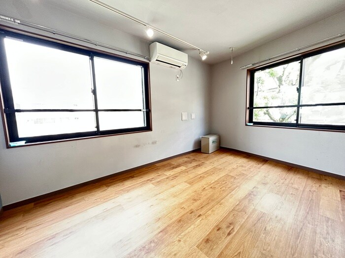 物件内観写真10　(居室)