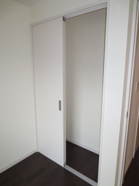 物件内観写真13　(収納)